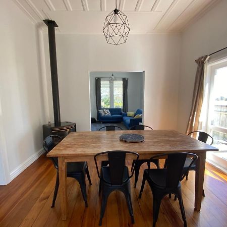 Lavender53 Villa Martinborough Bagian luar foto