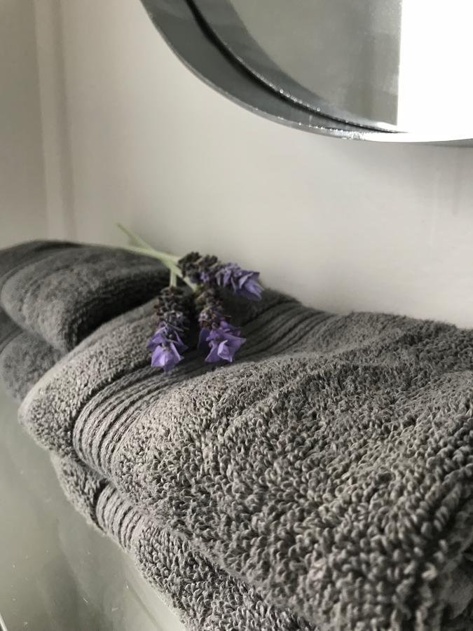 Lavender53 Villa Martinborough Bagian luar foto