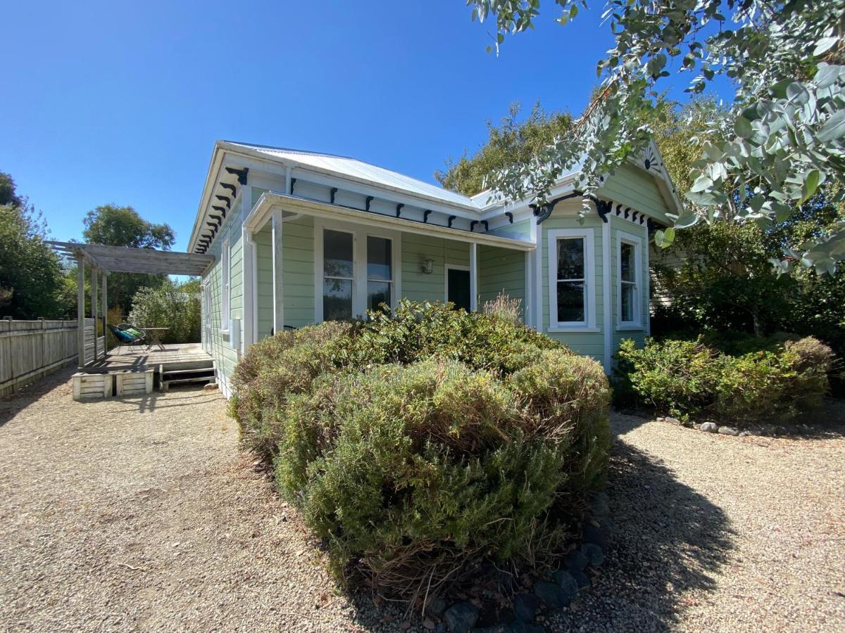 Lavender53 Villa Martinborough Bagian luar foto
