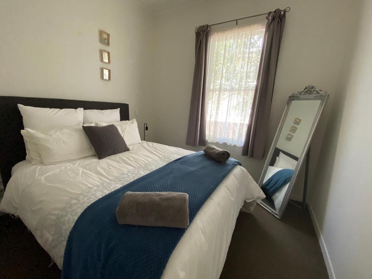 Lavender53 Villa Martinborough Bagian luar foto